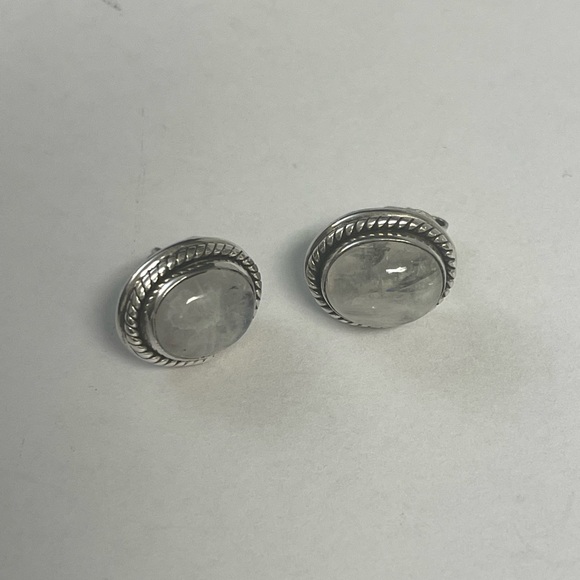 Vintage Sterling Silver Moonstone Earrings - Picture 4 of 8